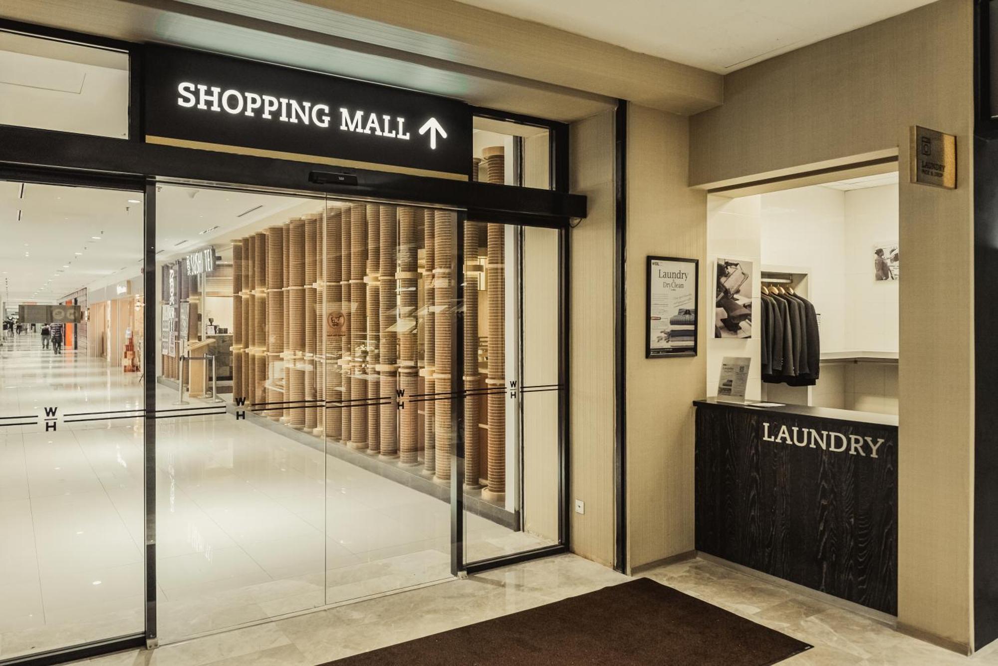 Weil Hotel Ipoh Ngoại thất bức ảnh Shopping mall entrance
